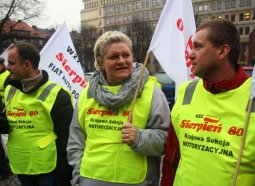 Polish workers prepare for general strike action